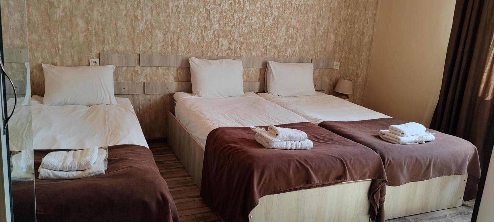 Hotel Svanseti Mestia Esterno foto
