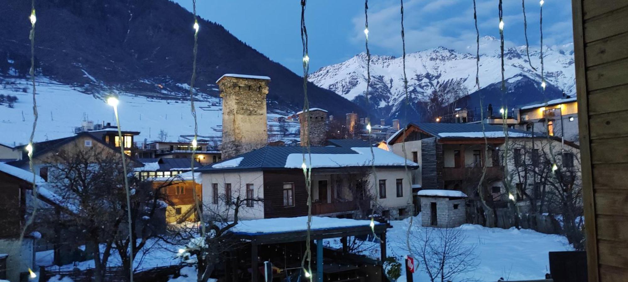 Hotel Svanseti Mestia Esterno foto