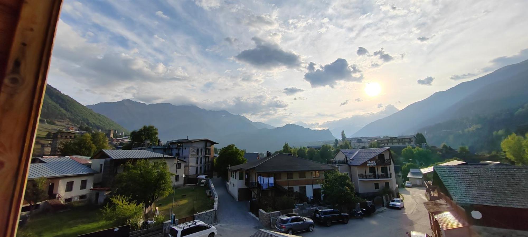 Hotel Svanseti Mestia Esterno foto